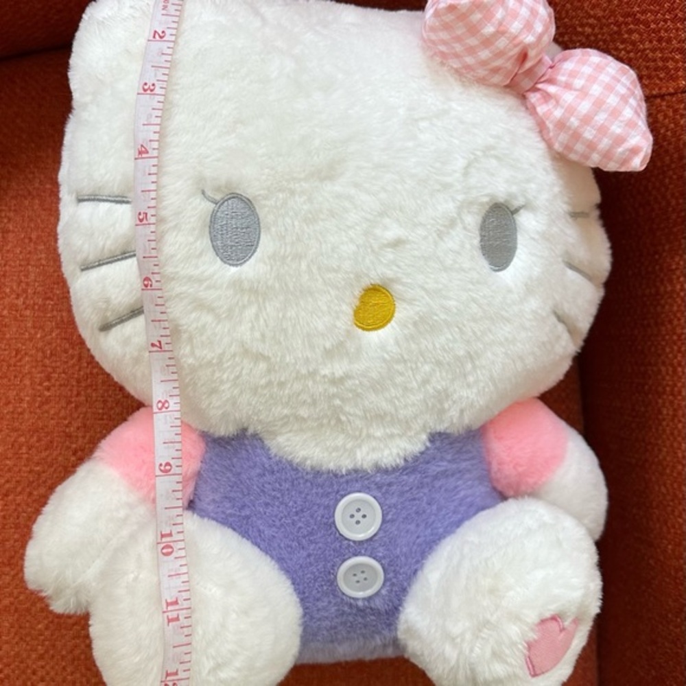 Sanrio Hello Kitty Plushie Backpack - Picture 4 of 4